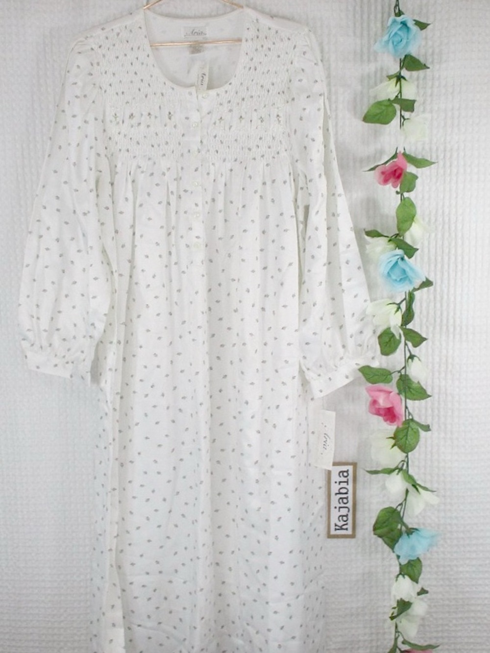 ARIA Long Nightgown W/Floral Print NWT Size Large
